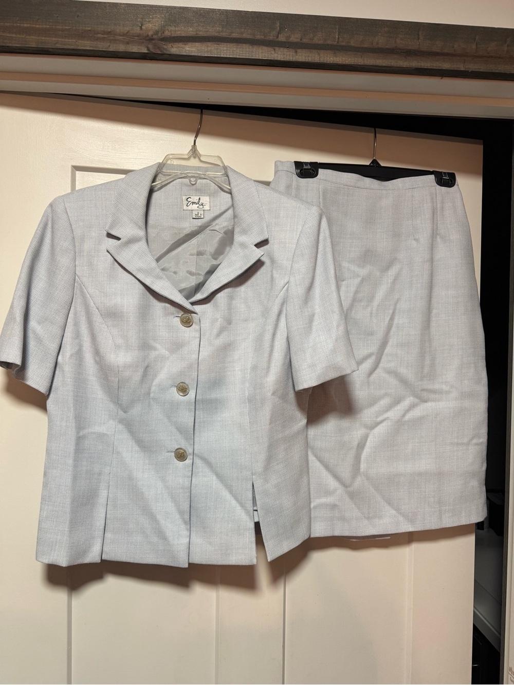 Vintage Light Gray Short-Sleeve Blazer & Skirt Suit - Women
